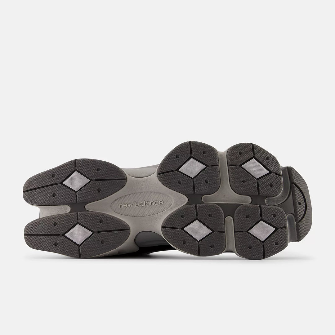 U9060ERA - Scarpe - NEW BALANCE 9060 - BLACK CASTLEROCK - Moderna - Design Retrò Futuristico