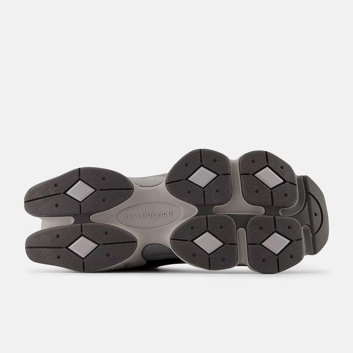 U9060ERA - Scarpe - NEW BALANCE 9060 - BLACK CASTLEROCK - Moderna - Design Retrò Futuristico