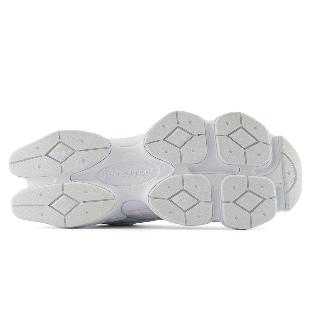 U9060NRJ - Scarpe - NEW BALANCE 9060 - TRIPLE WHITE - Design Sportivo - Retro-Futuristico - Massiccia  - Monocromatica Bianca