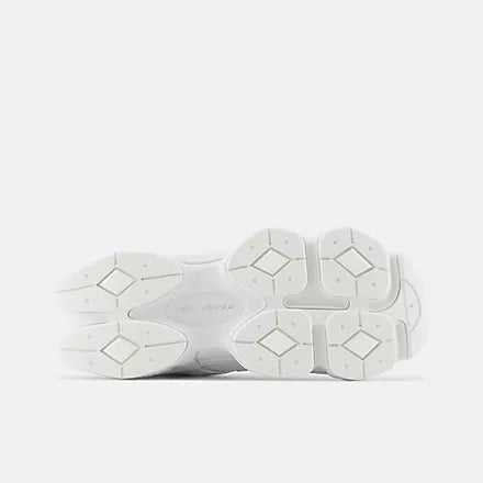 GC9060LL - Scarpe - Sneaker - Donna - NEW BALANCE 9060 - TRIPLE WHITE - Serie 99X - Era Y2K - Bianco Monocromatico - Versatile - Moderna