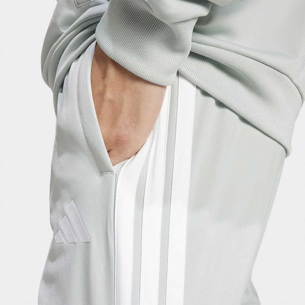 JC9208 - Tute - Adidas