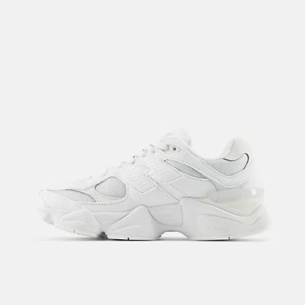 GC9060LL - Scarpe - Sneaker - Donna - NEW BALANCE 9060 - TRIPLE WHITE - Serie 99X - Era Y2K - Bianco Monocromatico - Versatile - Moderna