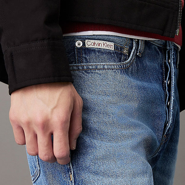 J30J3270171A4 - Pantaloni - Calvin Klein