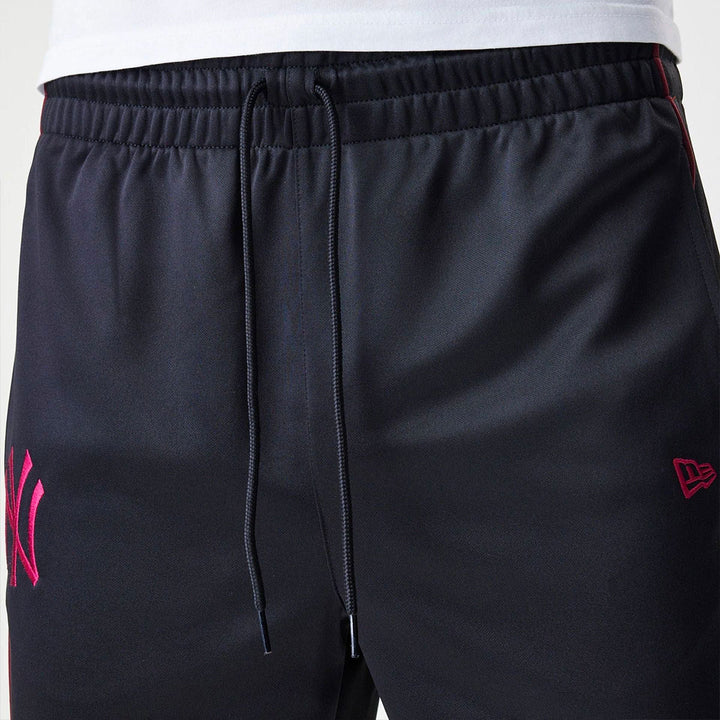 60684263 - Pantaloni - New Era