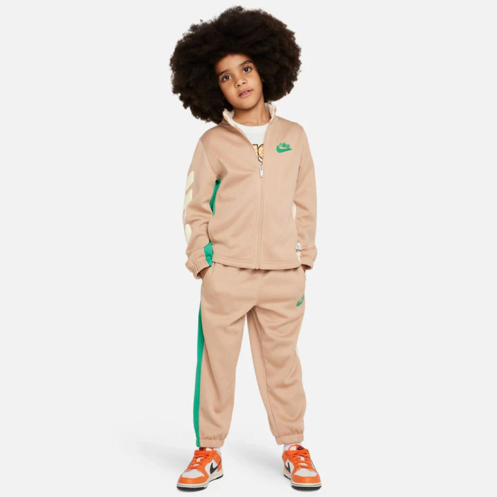 86L738 - Completi - Nike