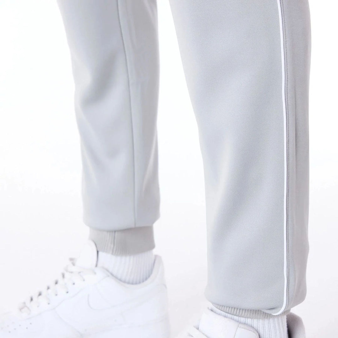 60564800 - Pantaloni - New Era