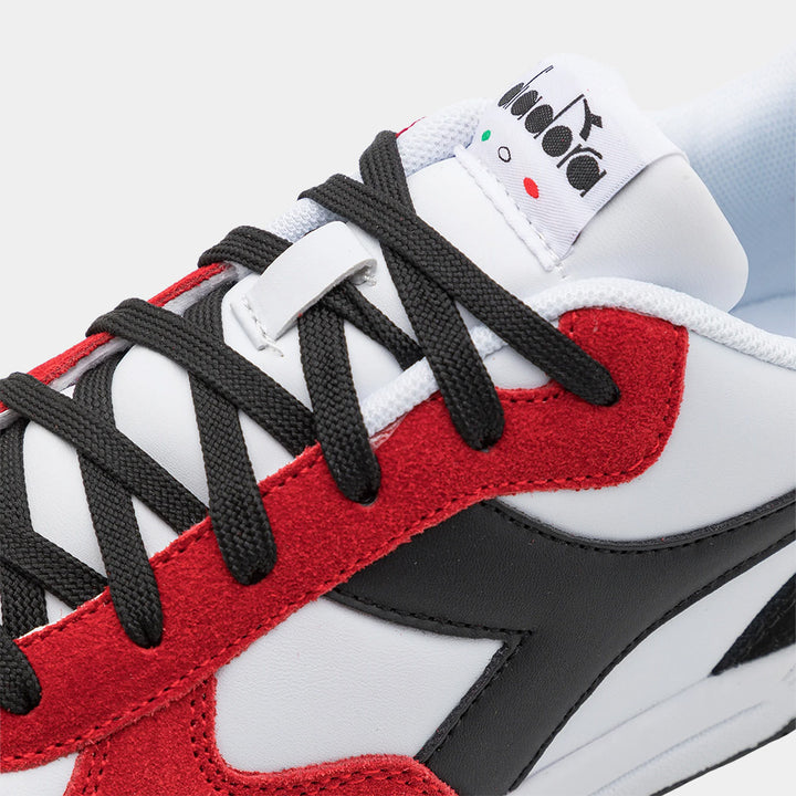 101.178325 - Shoes - DIADORA