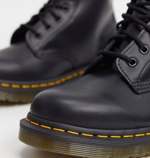 11822006 - Shoes - Dr. Martens