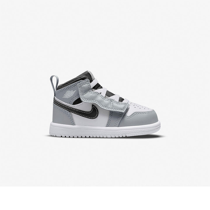 AR6352 - Shoes - Jordan