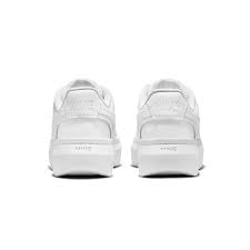 DM0113 - Shoes - Nike