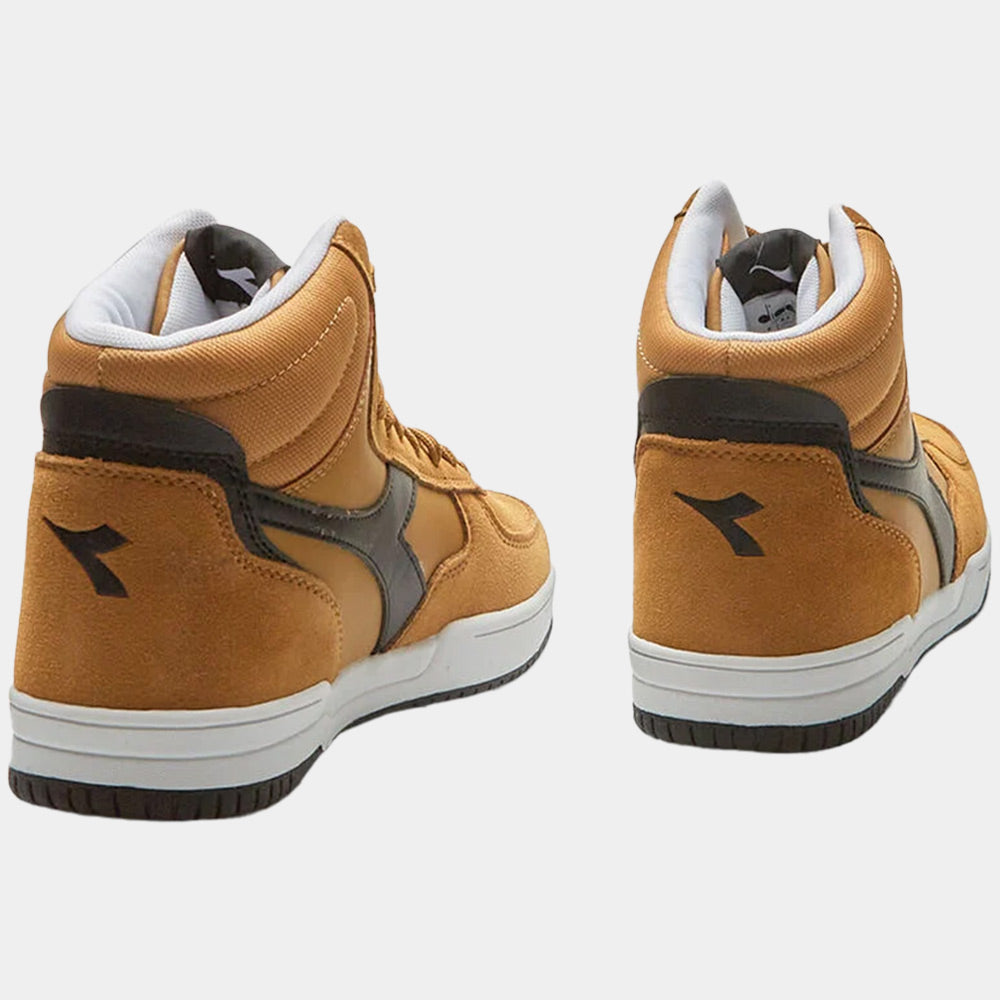 101.178324 - Shoes - DIADORA