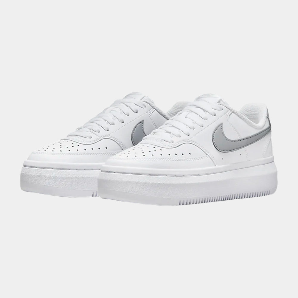 DM0113 - Shoes - Nike