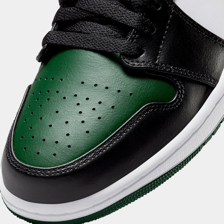 553558 - Shoes - Jordan