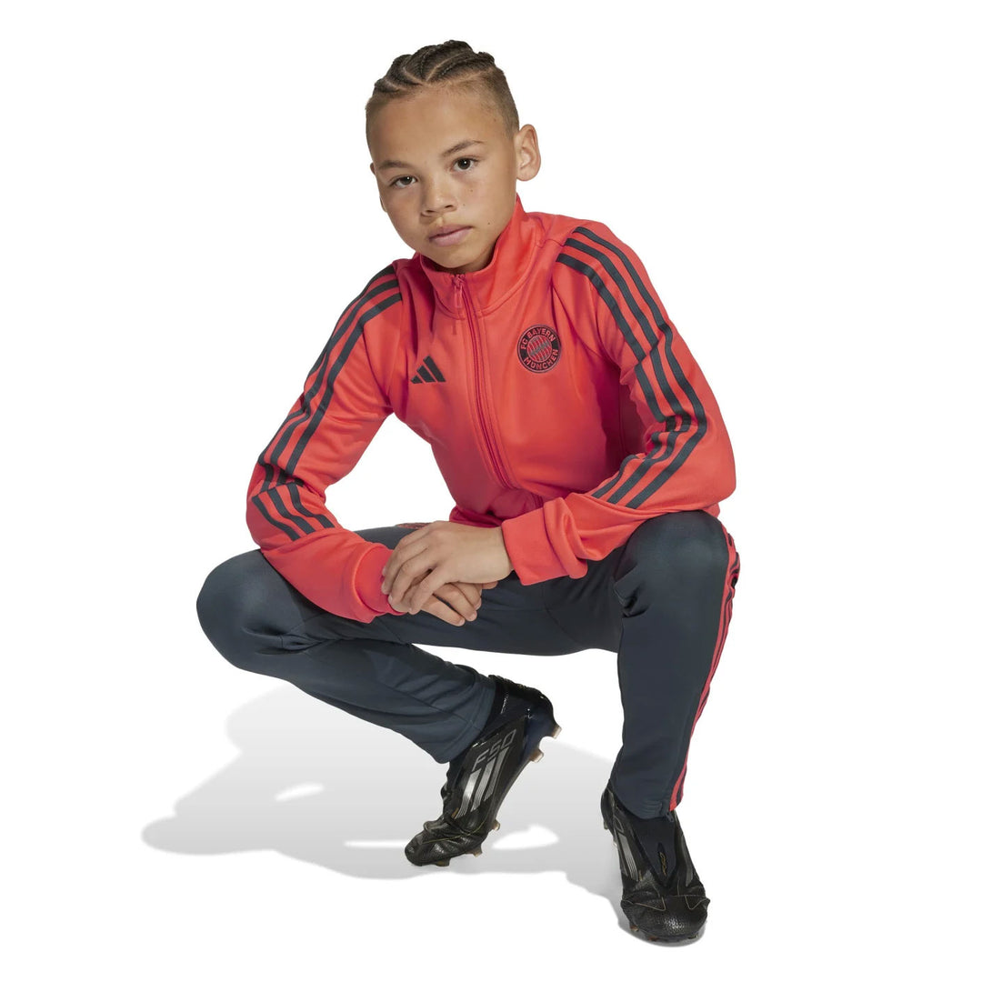JN7968 - Tute - Adidas