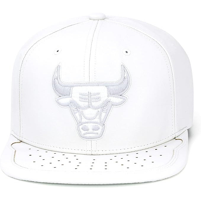 6HSSMM19224 CBUWHIT - Cappelli - Uomo - Mitchell & Ness - SNAPBACK/A-FRAME NBA/NFL - Bianco Monocromatico - Look Street Chic