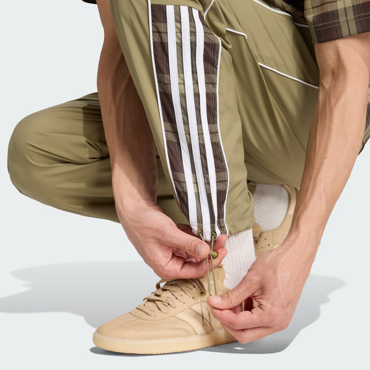 JV7732 - Pantaloni - Adidas