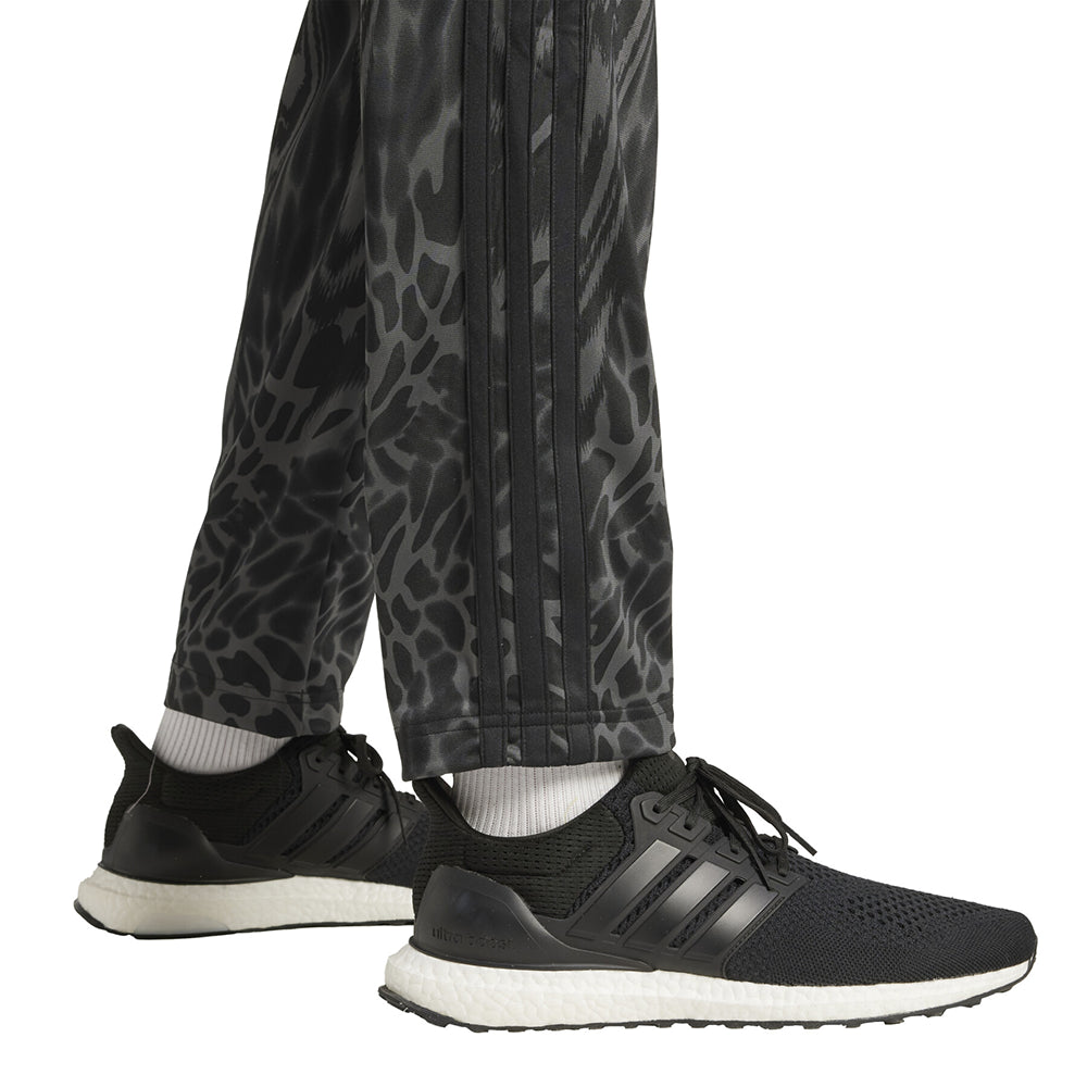JD2682 - Tute - Adidas