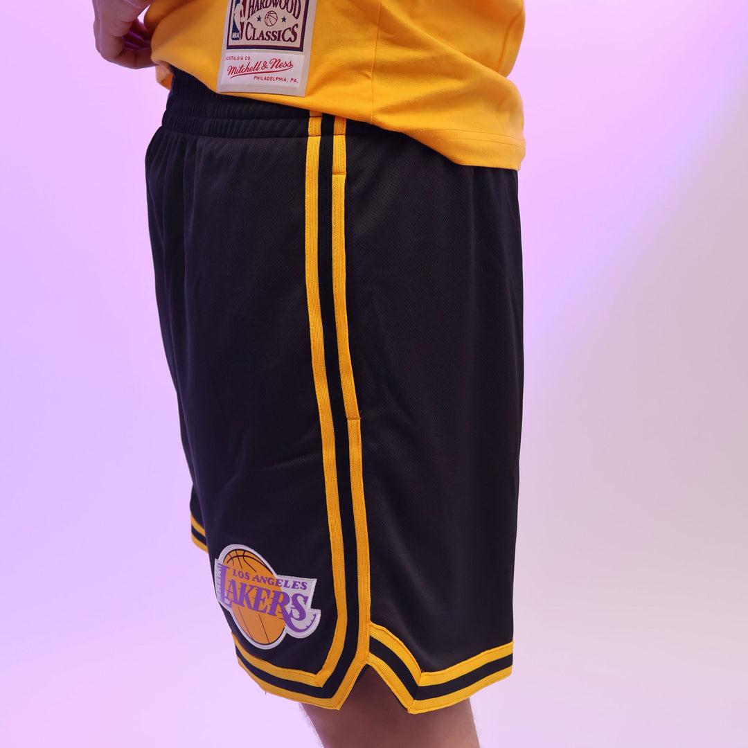 BT10256-LALBLCK - Pantaloncini - Mitchell & Ness