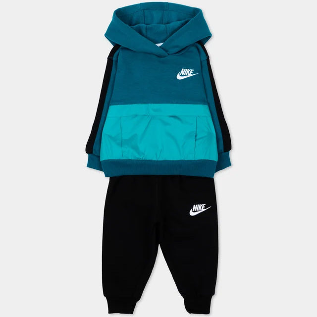 66P195 - Tute - Nike
