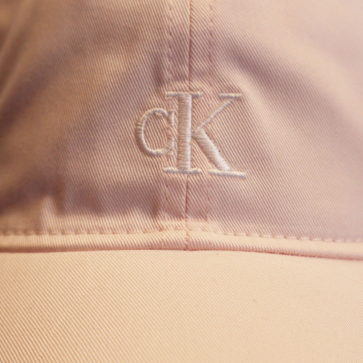 CAPPELLO CALVIN KLEIN JEANS MONOGRAM BUCKET JUNIOR
