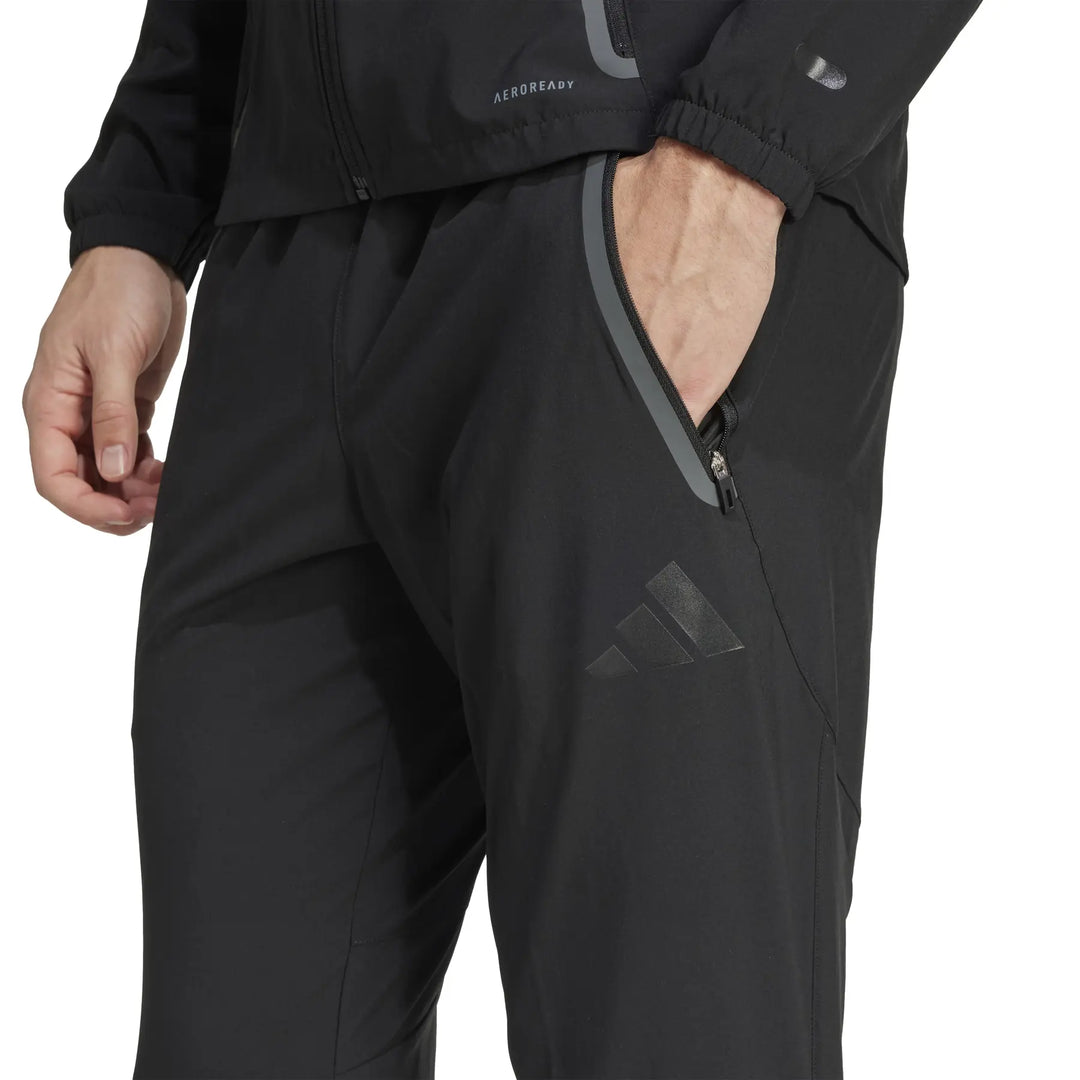 PANTALONI DA VIAGGIO ADIDAS REAL MADRID TIRO 25 PRO VIS TECH NERI JW4687