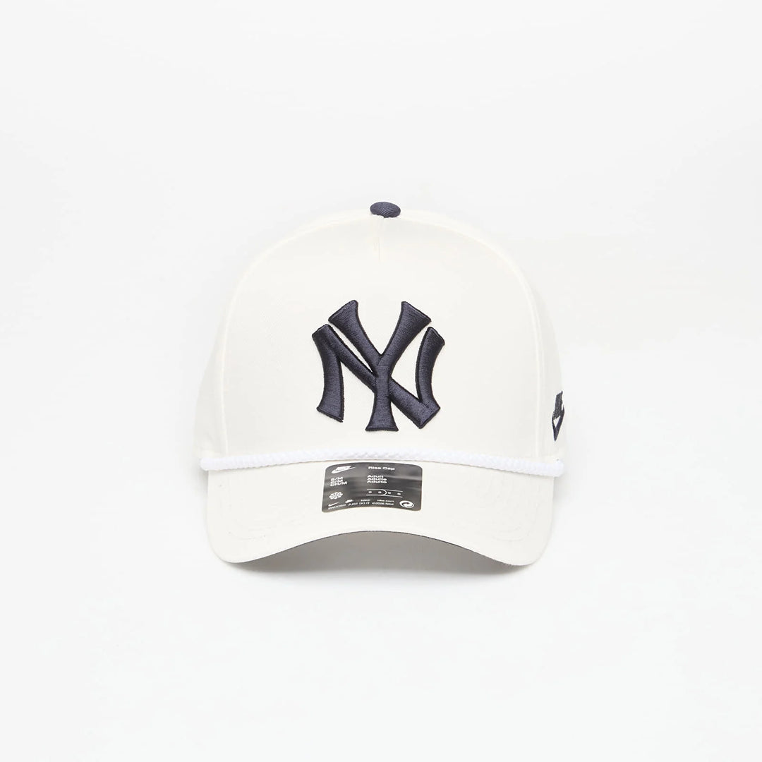 NB45-0I8A-N27-U8F - Cappelli - Nike