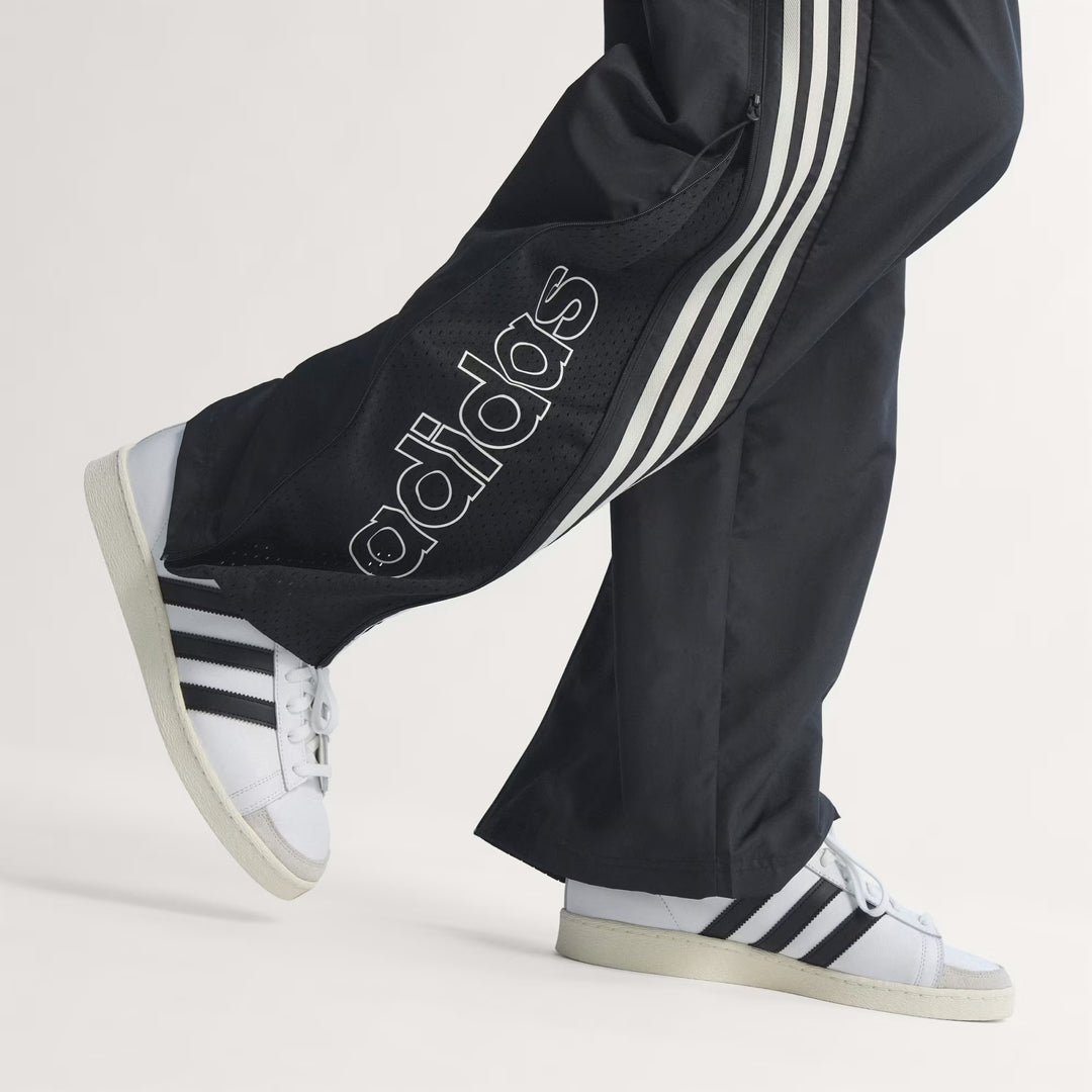 PANTALONI A VENTO ADIDAS ORIGINALS BASKETBALL WINDPANTS BLACK