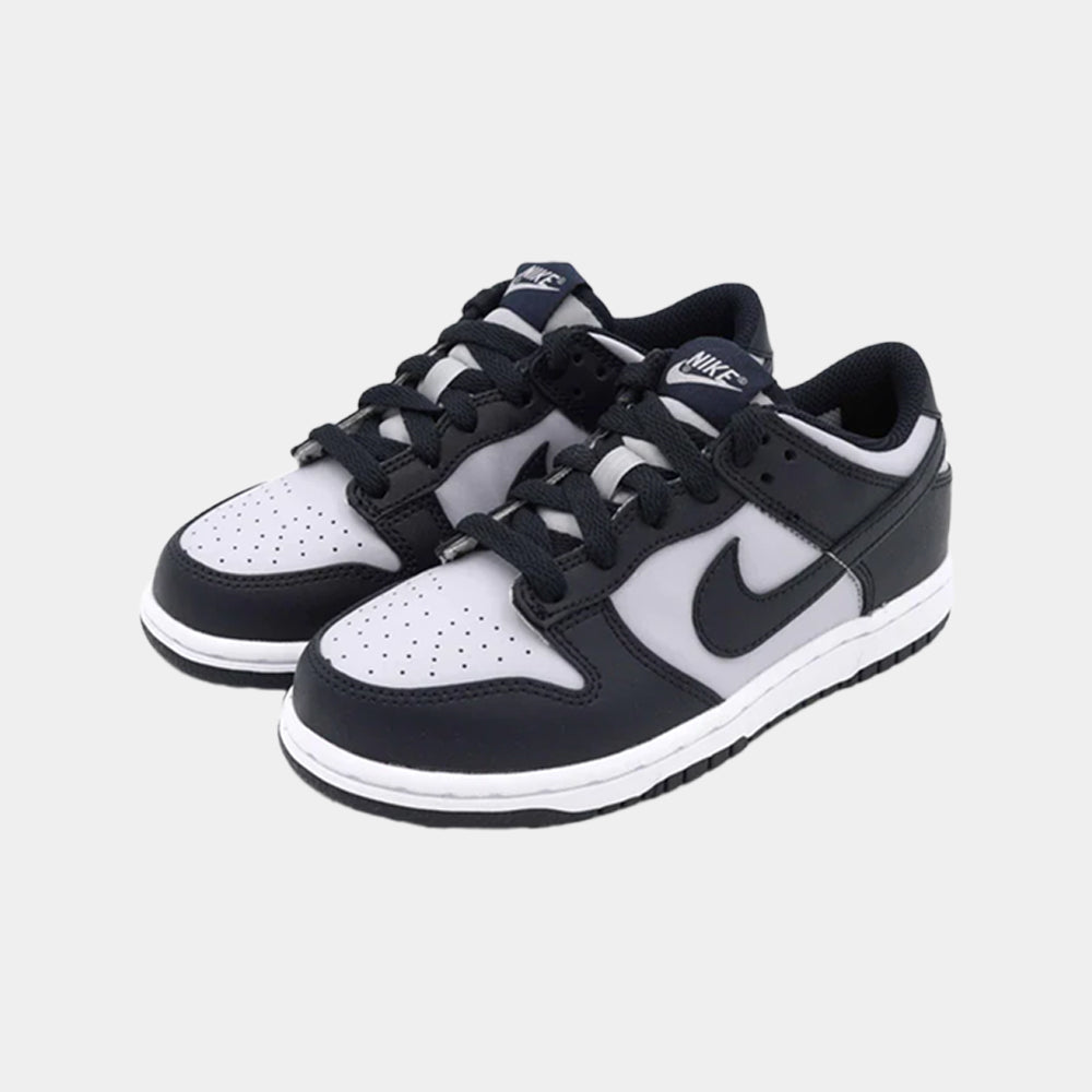 CW1588 - Footwear - Nike