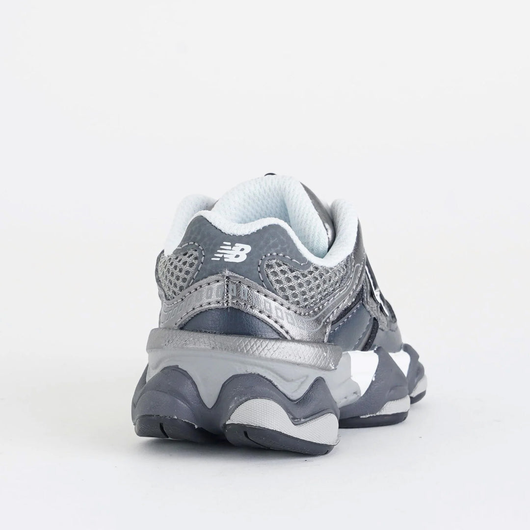I90602W5 - Scarpe - New Balance