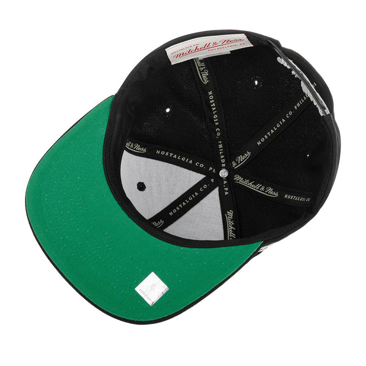 HHSS2976 BCEYYPPPBLCK - Cappelli - Uomo - Mitchell & Ness - SNAPBACK NBA BOSTON CELTICS - Nero Logo Classico - HERITAGE NBA
