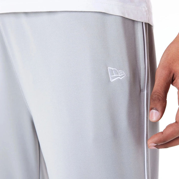60564800 - Pantaloni - New Era