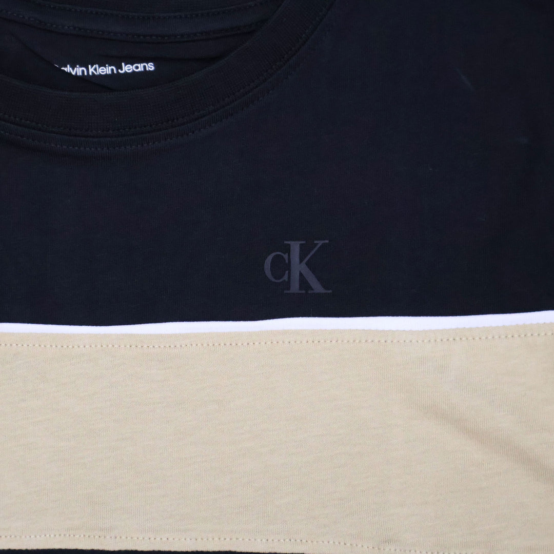 T-SHIRT CALVIN KLEIN JEANS CORE LOGO NERA JUNIOR