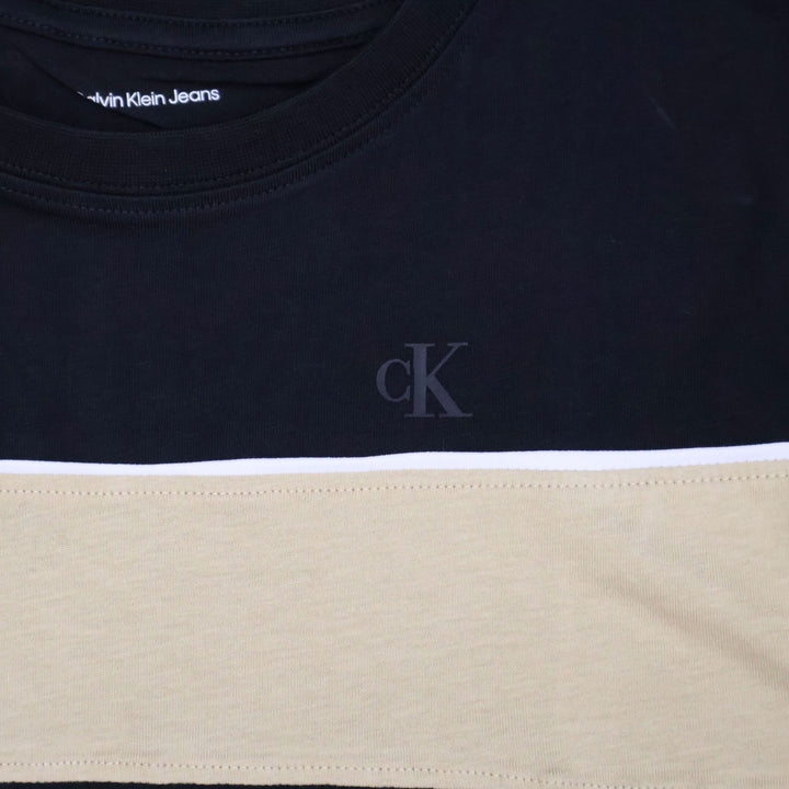 T-SHIRT CALVIN KLEIN JEANS CORE LOGO NERA JUNIOR