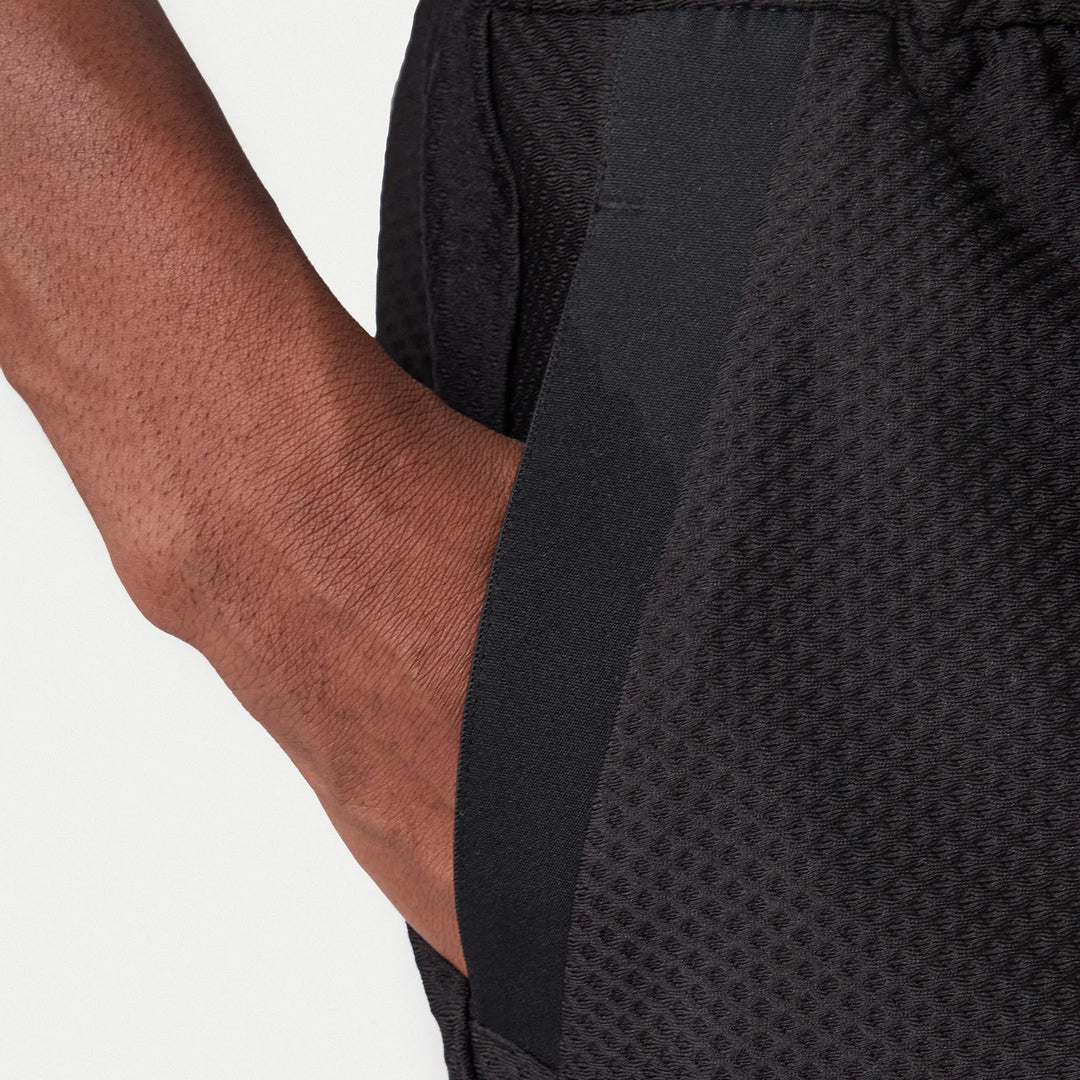 BERMUDA SPORTIVI UOMO EA7 EMPORIO ARMANI CON LOGO A CONTRASTO