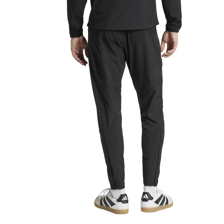 PANTALONI DA VIAGGIO ADIDAS REAL MADRID TIRO 25 PRO VIS TECH NERI JW4687