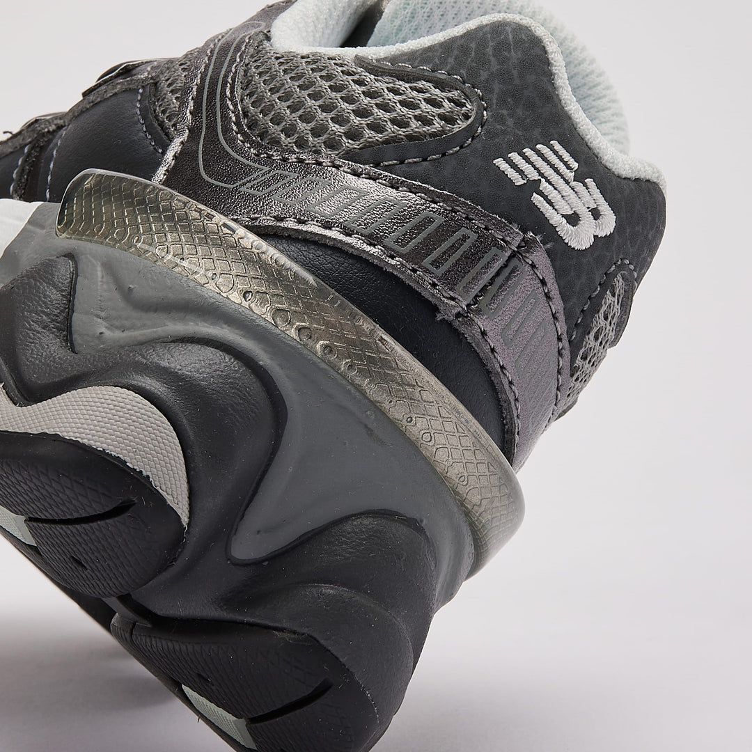 P90603AL - Scarpe - New Balance