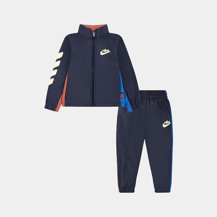 86L738 - Completi - Nike