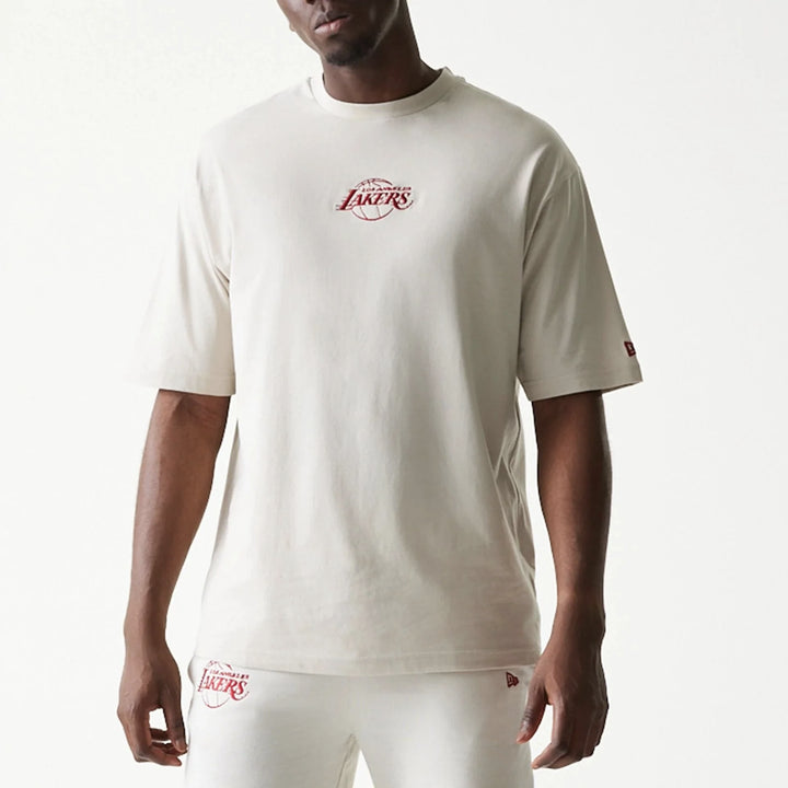T-SHIRT NEW ERA NBA LEAGUE ESSENTIAL OVERSIZED LAKERS NERO 60771516