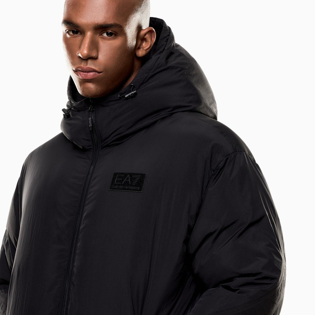 7M000699 AF15951 - GIACCA IMBOTTITA CON CAPPUCCIO EMPORIO ARMANI EA7 NERO