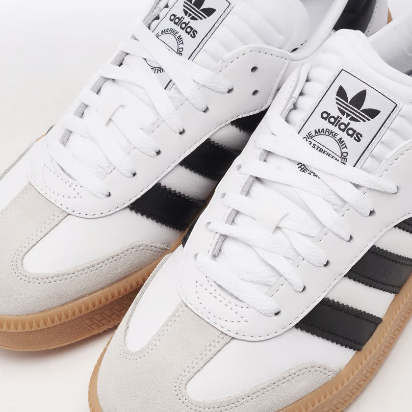 IE1377 - Shoes - Adidas