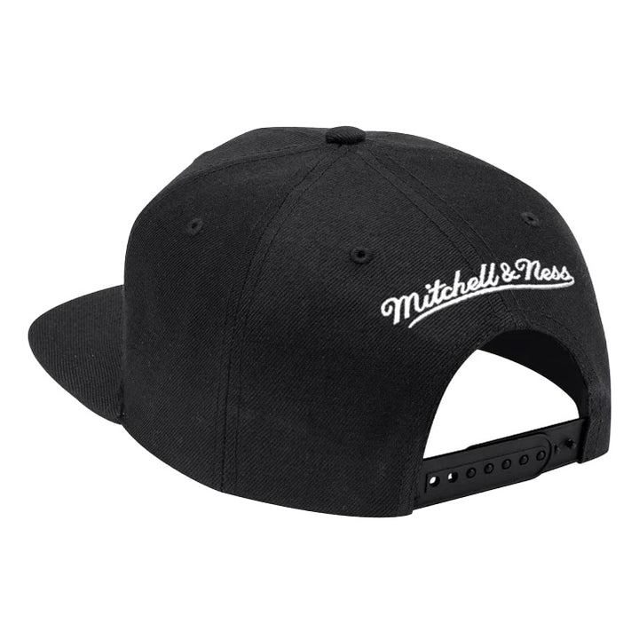 HHSS3256 BNEYYPPPBLCK - Cappelli - Mitchell & Ness - SNAPBACK/A-FRAME NBA/NFL - Nero Monocromatico - Look Classico - Sportivo Streetwear - Iconico Stile Urbano - Versatile