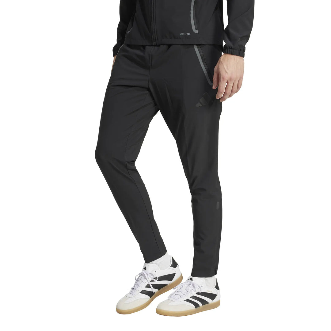 PANTALONI DA VIAGGIO ADIDAS REAL MADRID TIRO 25 PRO VIS TECH NERI JW4687