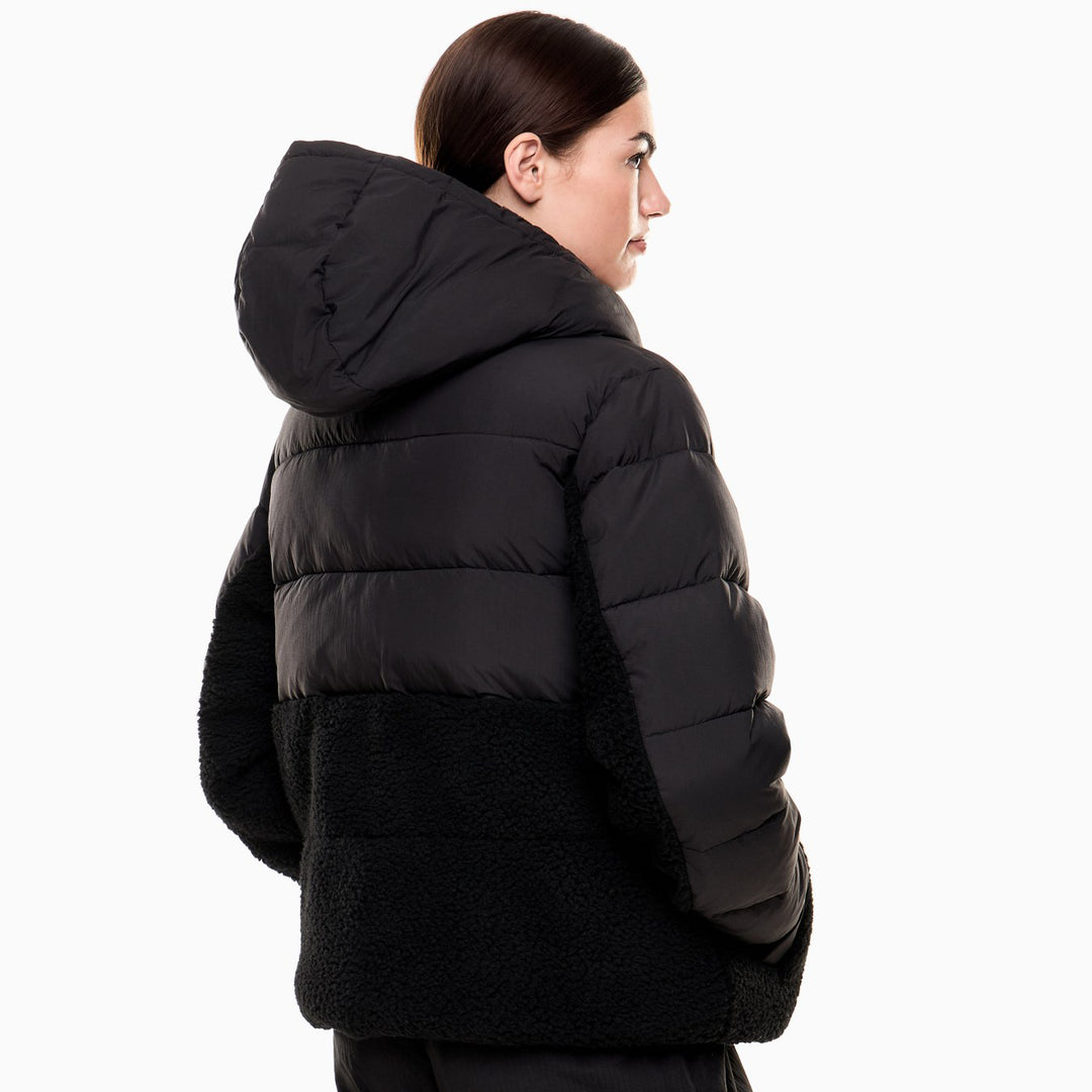 7W000656 AF16076 - GIACCA DONNA IMBOTTITA EA7 EMPORIO ARMANI NERA CON DETTAGLI TEDDY
