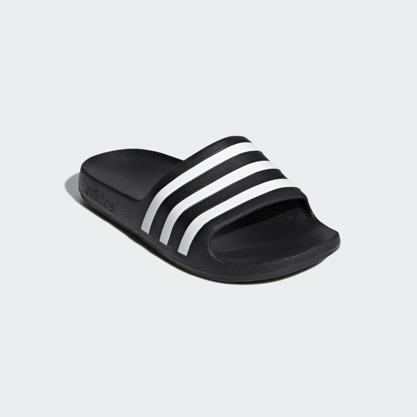 F35556 - - Adidas