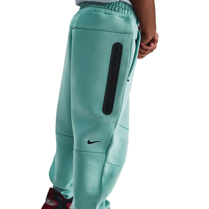 86M880 - Tute - Nike