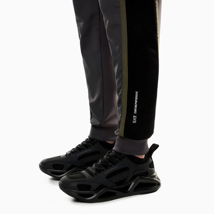 7M000939 AF17003 - Pantaloni - Uomo - EMPORIO ARMANI - ATHLETIC COLOUR BLOCK - Jogger - Dinamismo Cromatico - Design Tecnico - Sport Tempo Libero - Abbigliamento Autunno Inverno