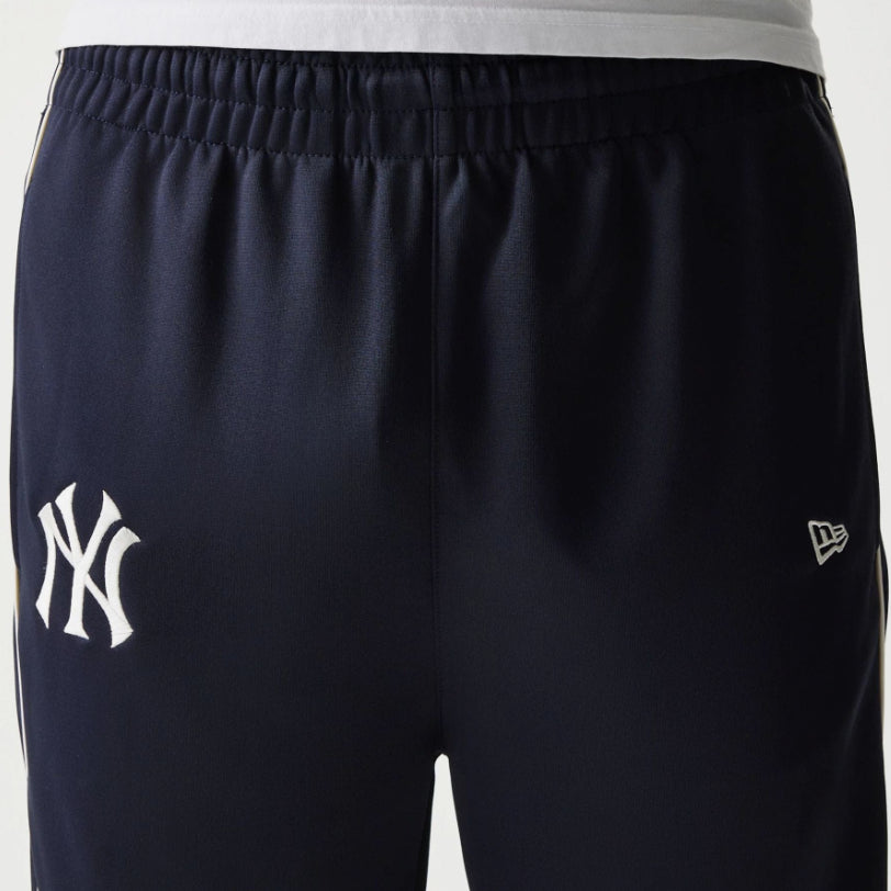 60771580 - Pantaloni - New Era