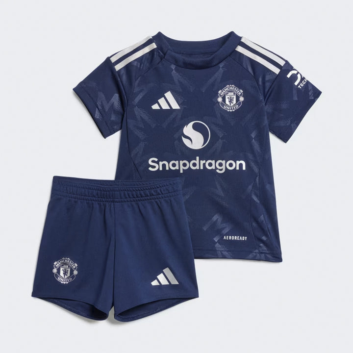 IT1966 - Completi - Adidas