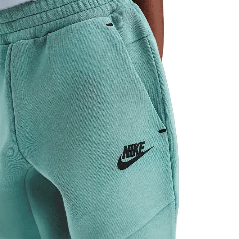 86M880 - Tute - Nike