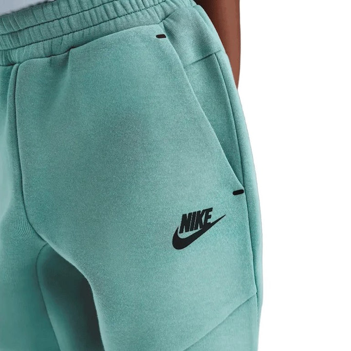 86M880 - Tute - Nike